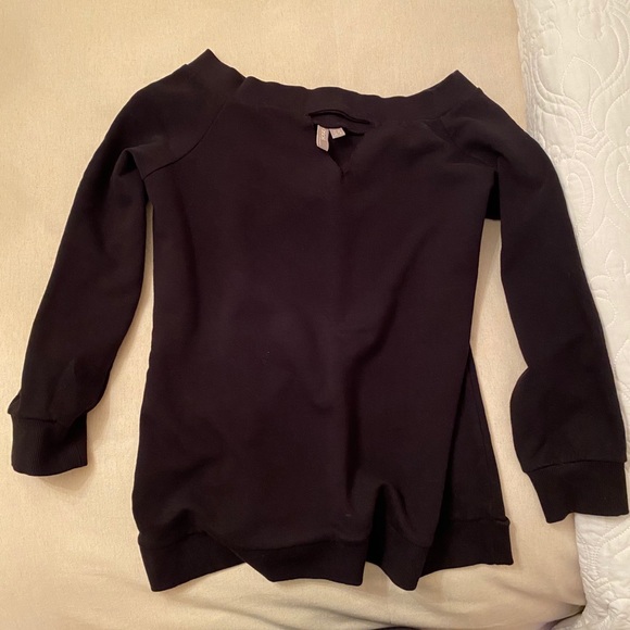 Tops - Wide cut out neckline | sweater